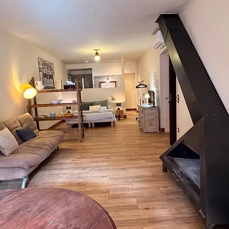 Ventallolescala. Wifi. Rooftop W Stunning Views Apartmán *